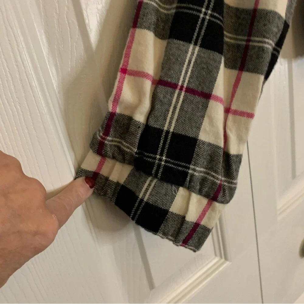 No Boundaries Flannel Plaid Red, White, and Black Hoodie  Size L - Picture 6 of 12